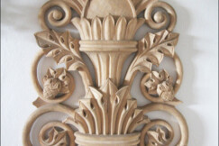 01-Parlament-CR-rezba-zakladove-plotny-devitiplamenne-a-zlacene-apliky-1