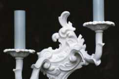 03-rezba-nastenne-apliky-v-kridovem-podkladu