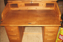 08-americky-psaci-stul-Jerry