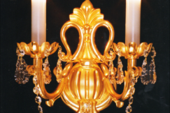 09-zlacena-nastenna-aplika