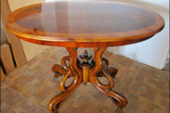 10-ovalny-konferencni-stolek-jilmova-korenice-po-oprave