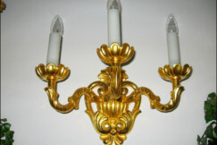 13-zlacena-nastenna-aplika