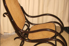 16-Thonet-houpaci-stav-po-restaurovani-vcetne-vypletu