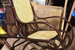 17-Thonet-houpaci-stav-po-restaurovani-vcetne-vypletu