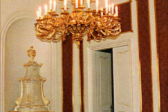 18-Parlament-CR-testaurovani-zlaceneho-lustru