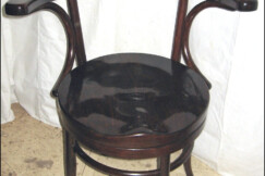 18-otocne-kreslo-Fischel-po-oprave