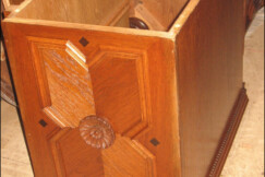 12-psaci-stul-do-pracovny-s-tordovanymi-sloupky-prubeh-oprav