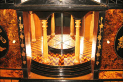 20-Biedermeier-sekretar-po-restaurovani