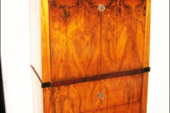 22-Biedermeier-sekretar-po-restaurovani